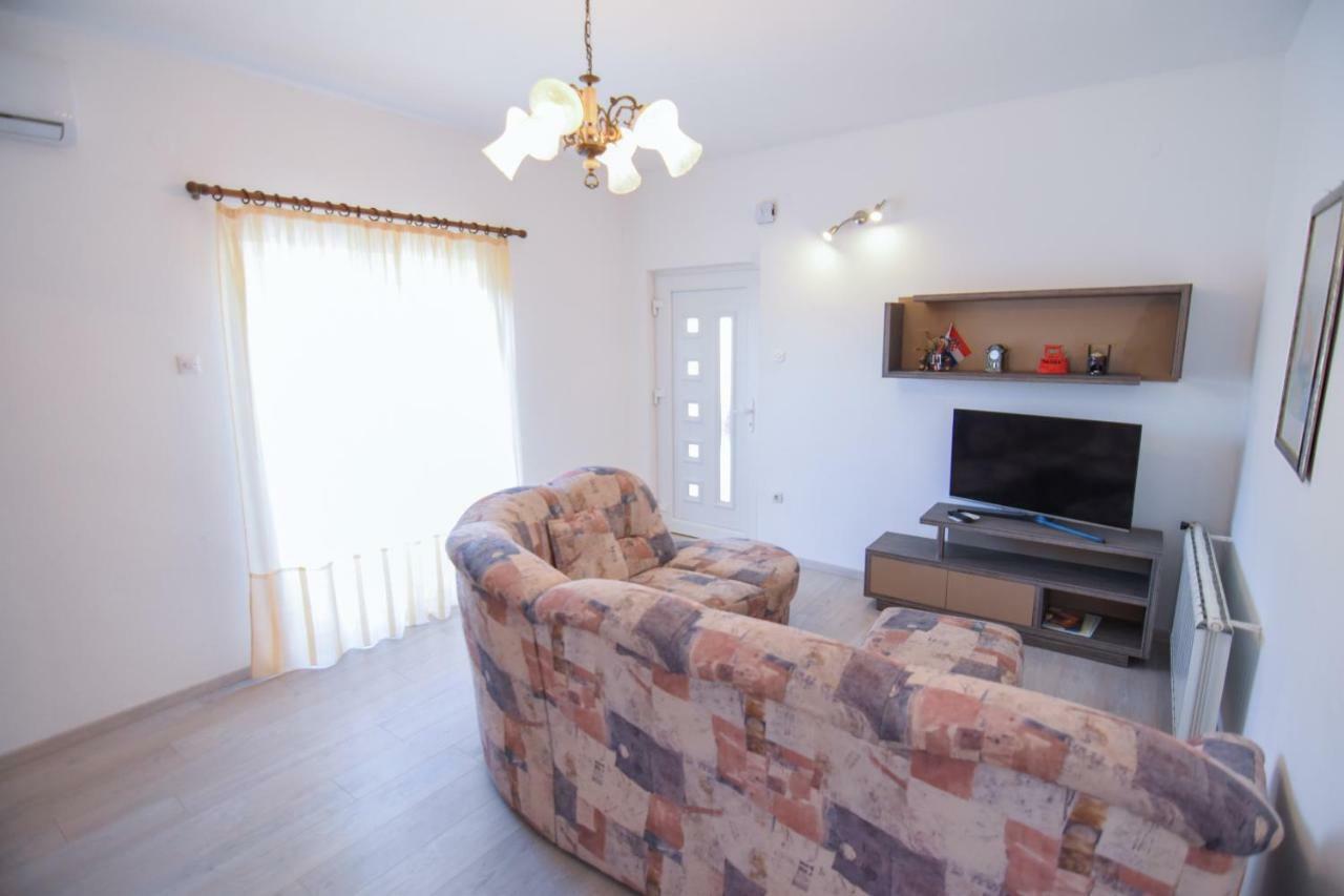 F-holiday Apartament *